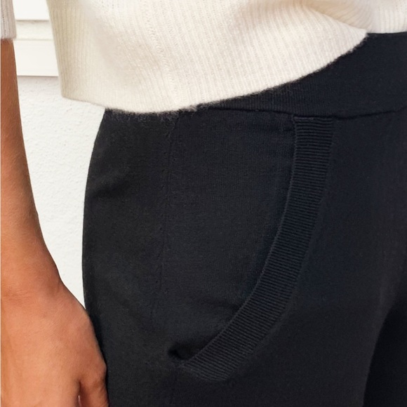 The group by Babaton Rosen Jogger in black 2xs - Picture 4 of 4